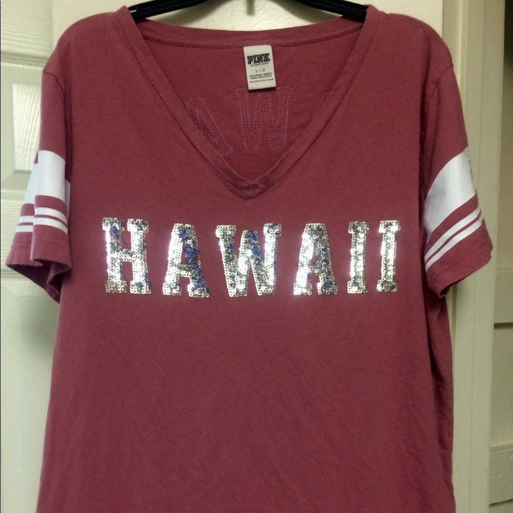 VS Pink Bling V-neck Tee